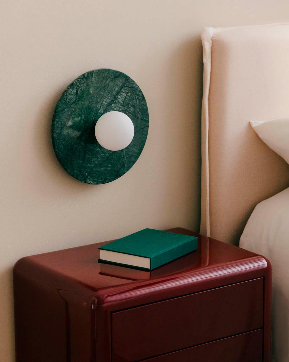 Lunas marble wall light