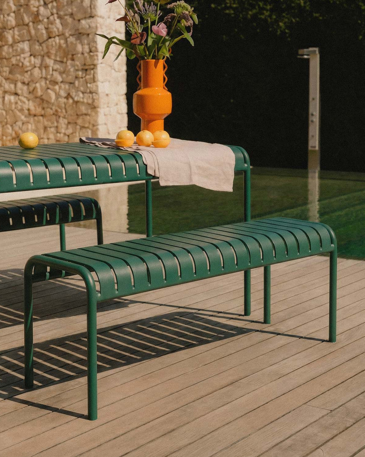 Tavo metal garden bench