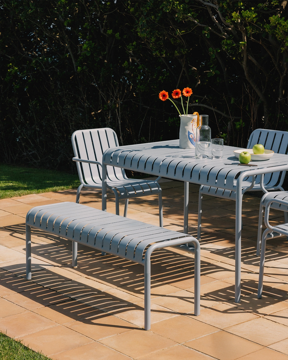 Tavo metal garden bench