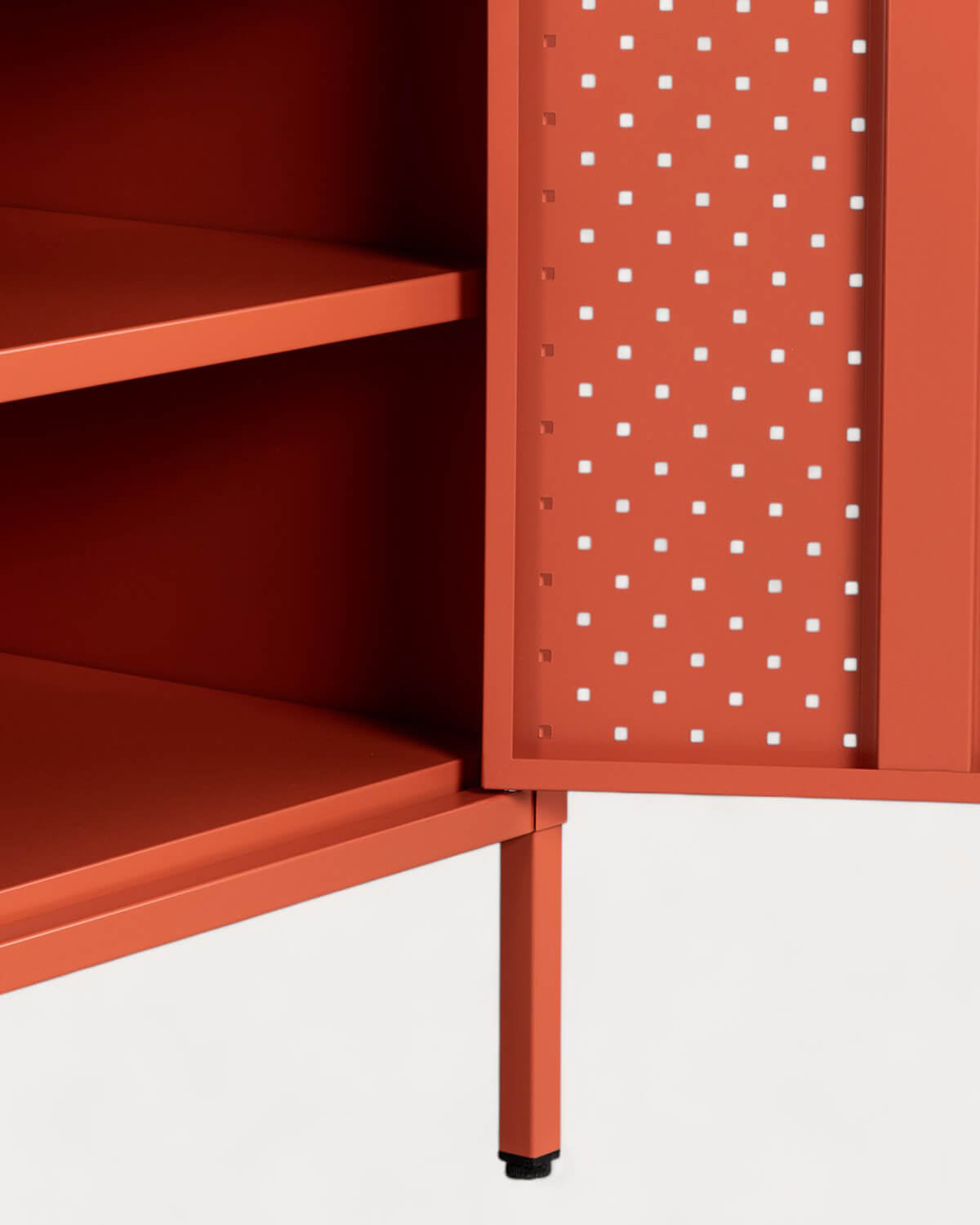 Low sideboard 3 doors 115x40 cm in laminated steel and Varys pine wood