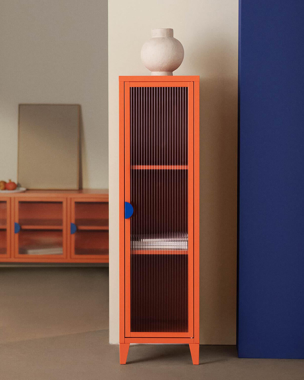 1-door buffet display case 137x38 cm in laminated steel and Soan glass