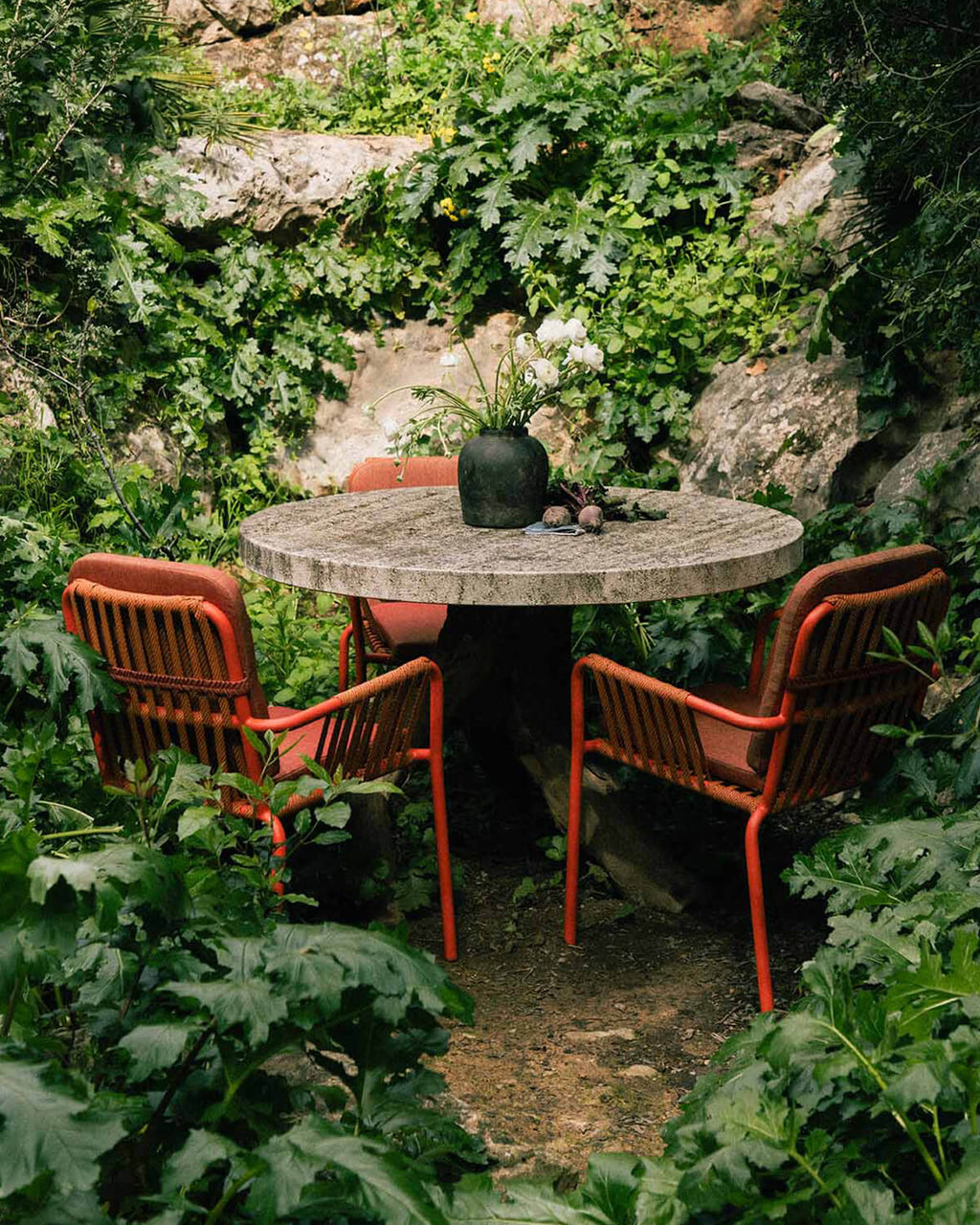 Drian aluminum and rope outdoor chair