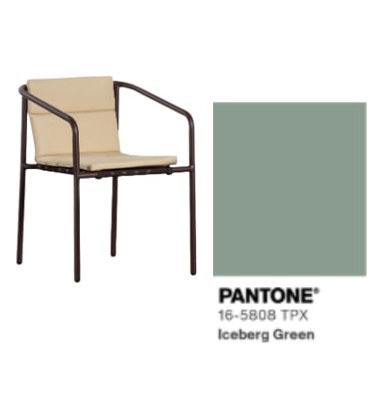 Outdoor chair with armrests in aluminum and Vinke fabric