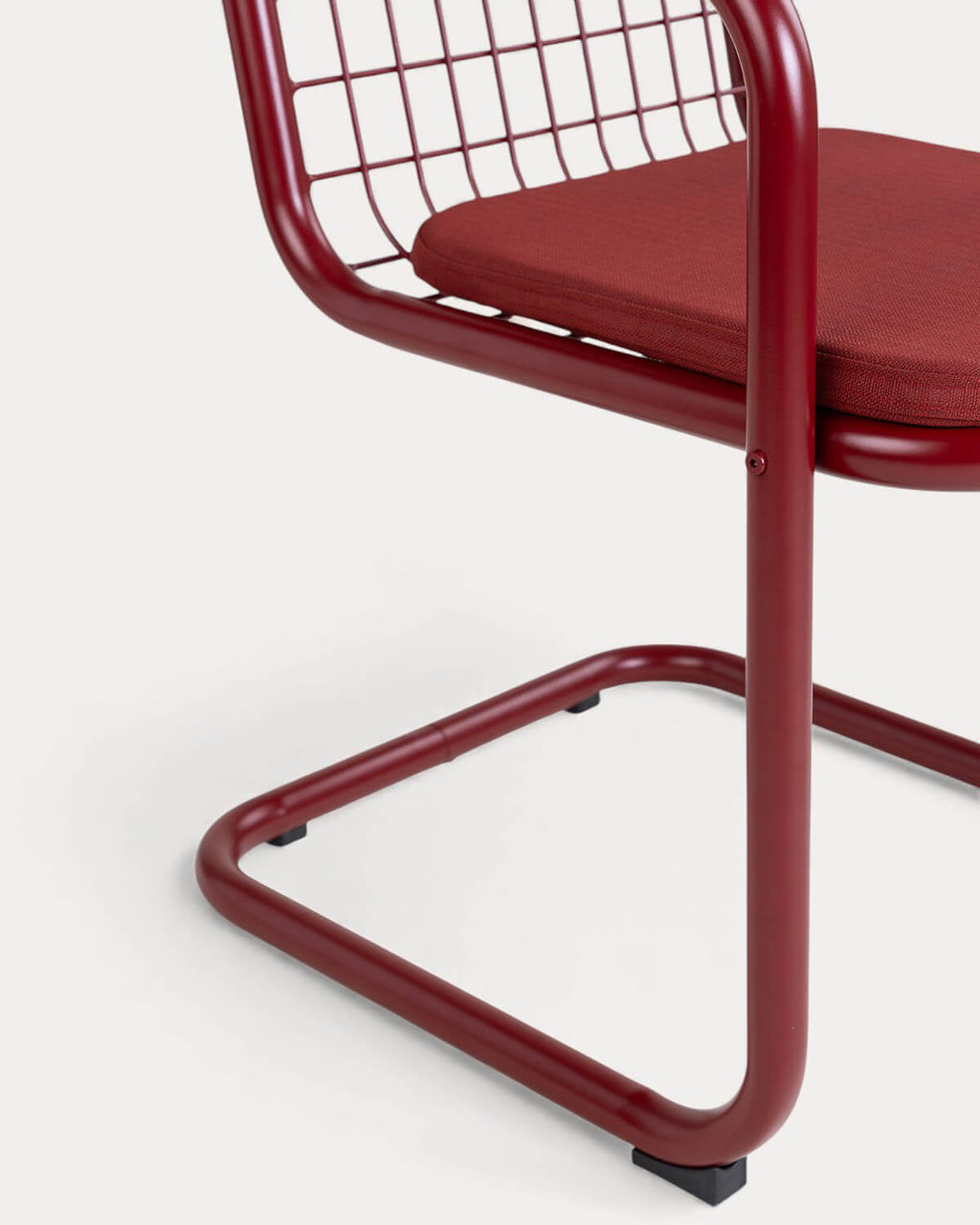 Biaritz outdoor chair with metal armrests