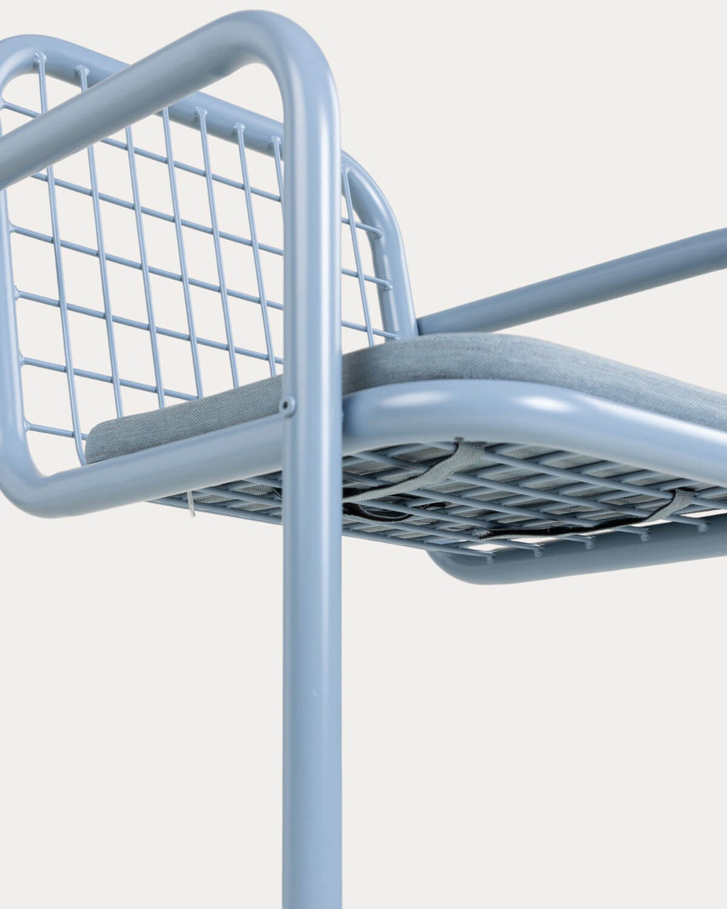 Biaritz outdoor chair with metal armrests