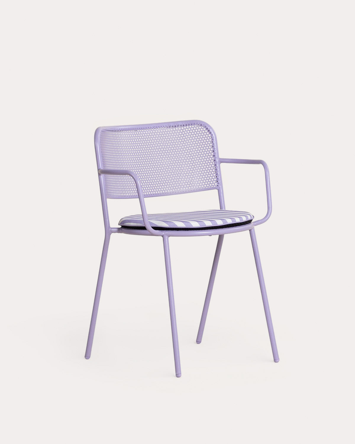 Dorothea outdoor chair with metal armrests