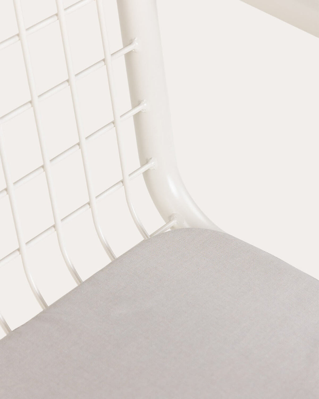 Biaritz dining chair with metal armrests