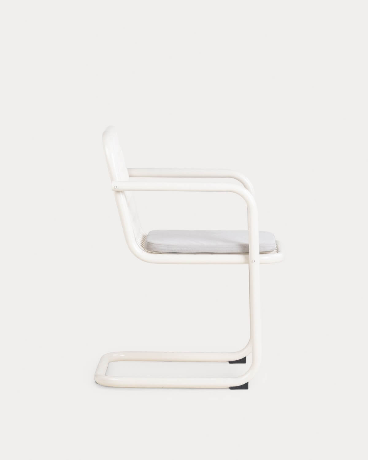 Biaritz dining chair with metal armrests