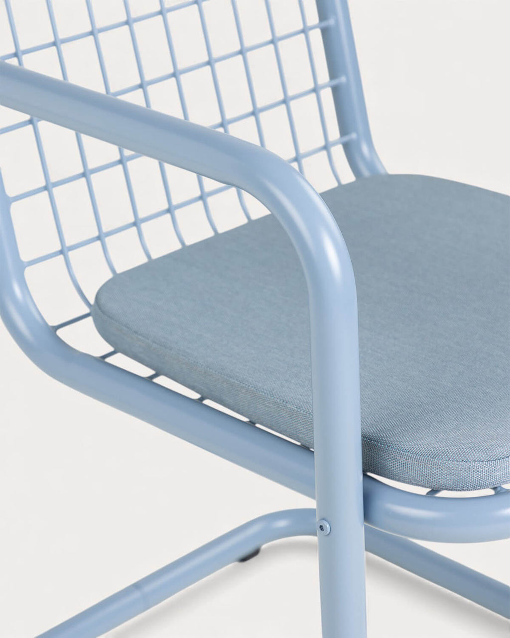 Biaritz dining chair with metal armrests