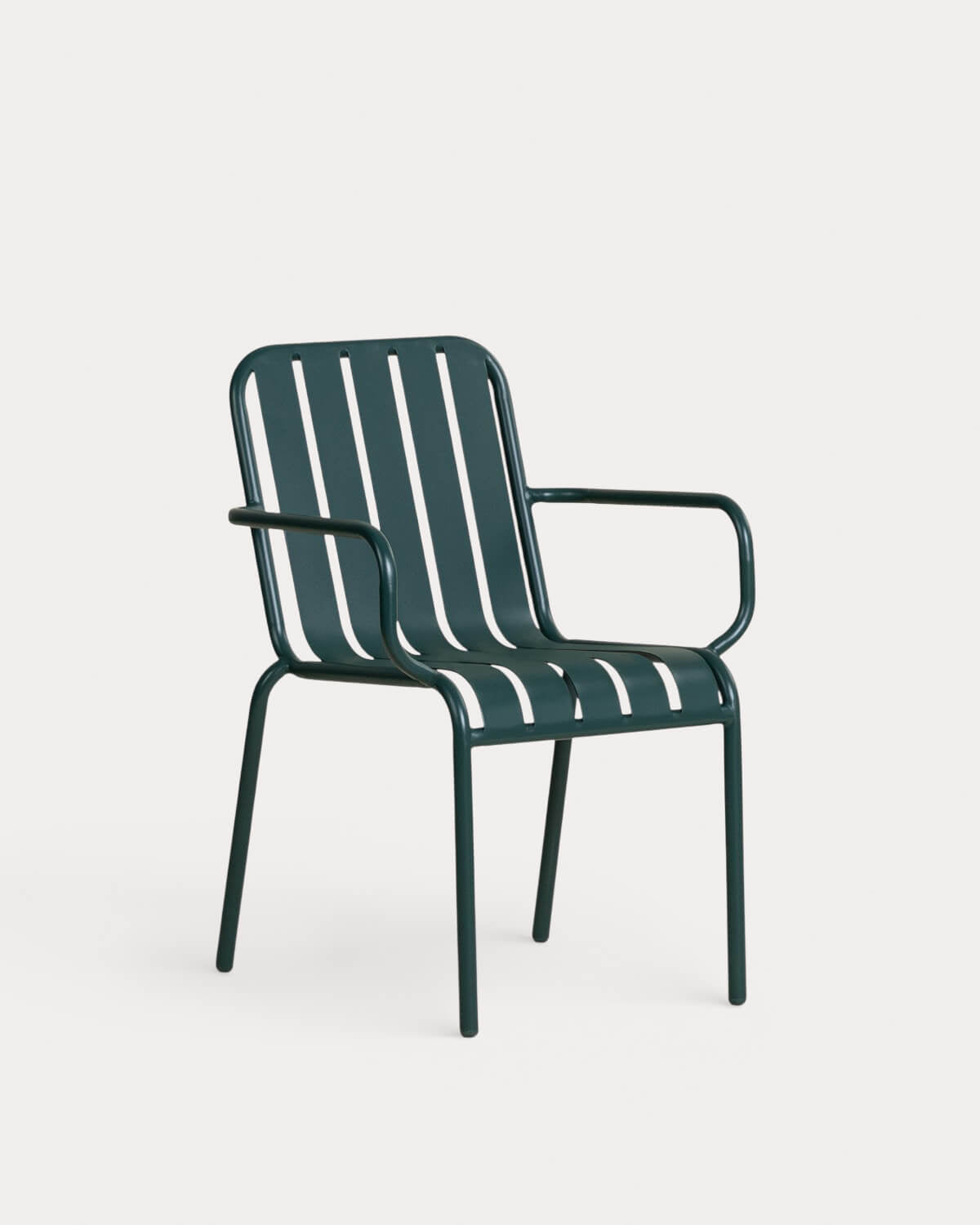 Tavo outdoor chair with metal armrests