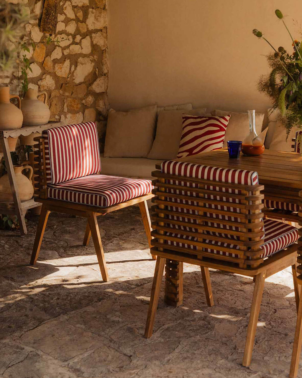 Acacia wood outdoor chair with Hazan fabric cushions