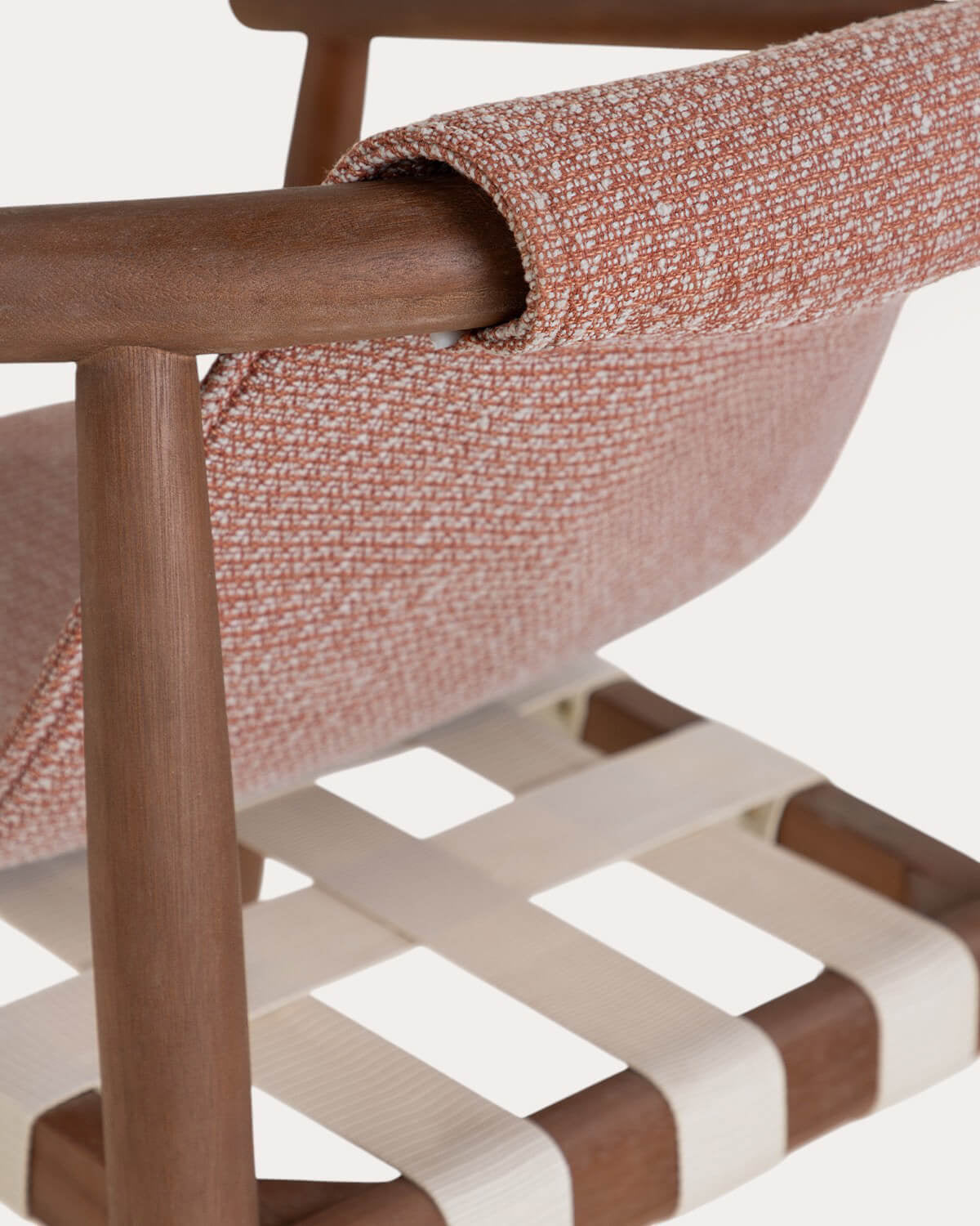 Outdoor chair in eucalyptus wood and Clhoti fabric