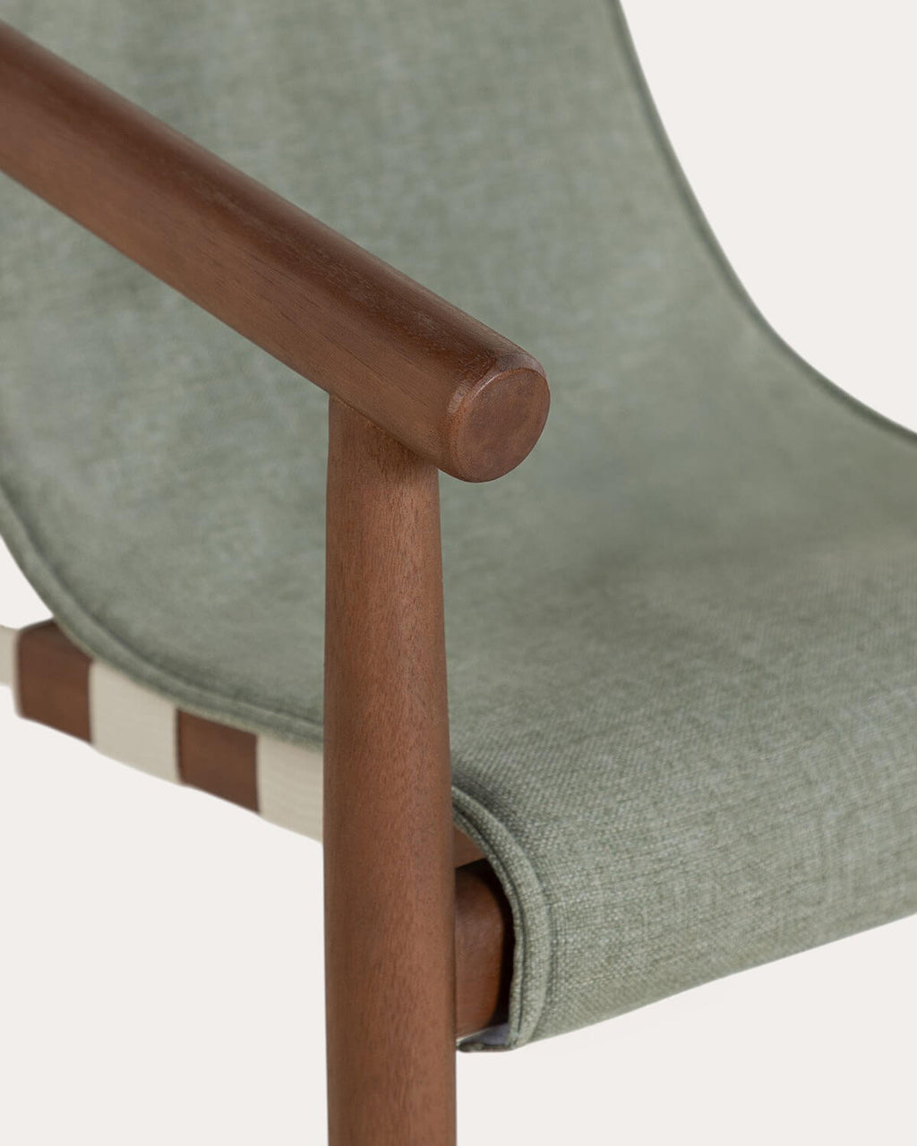 Outdoor chair in eucalyptus wood and Clhoti fabric