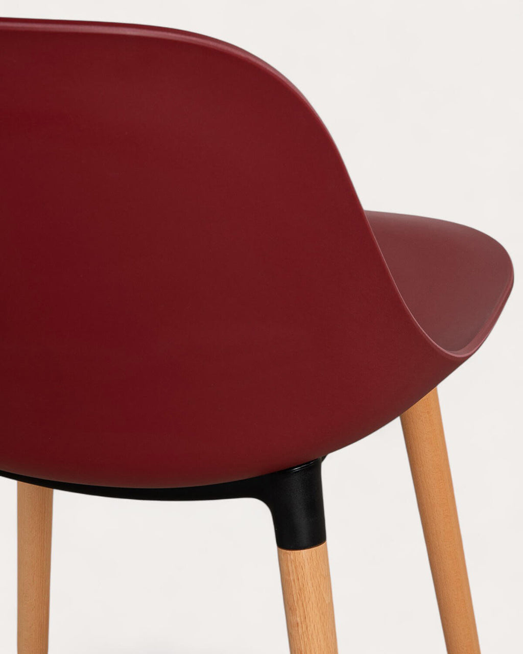 Reine outdoor chair in polypropylene and wood