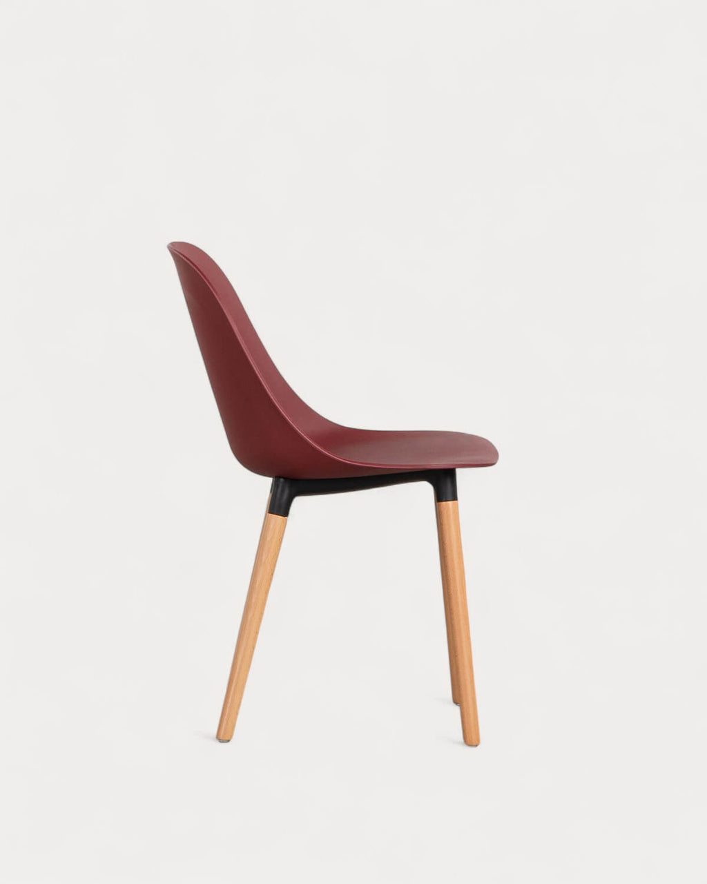 Reine outdoor chair in polypropylene and wood