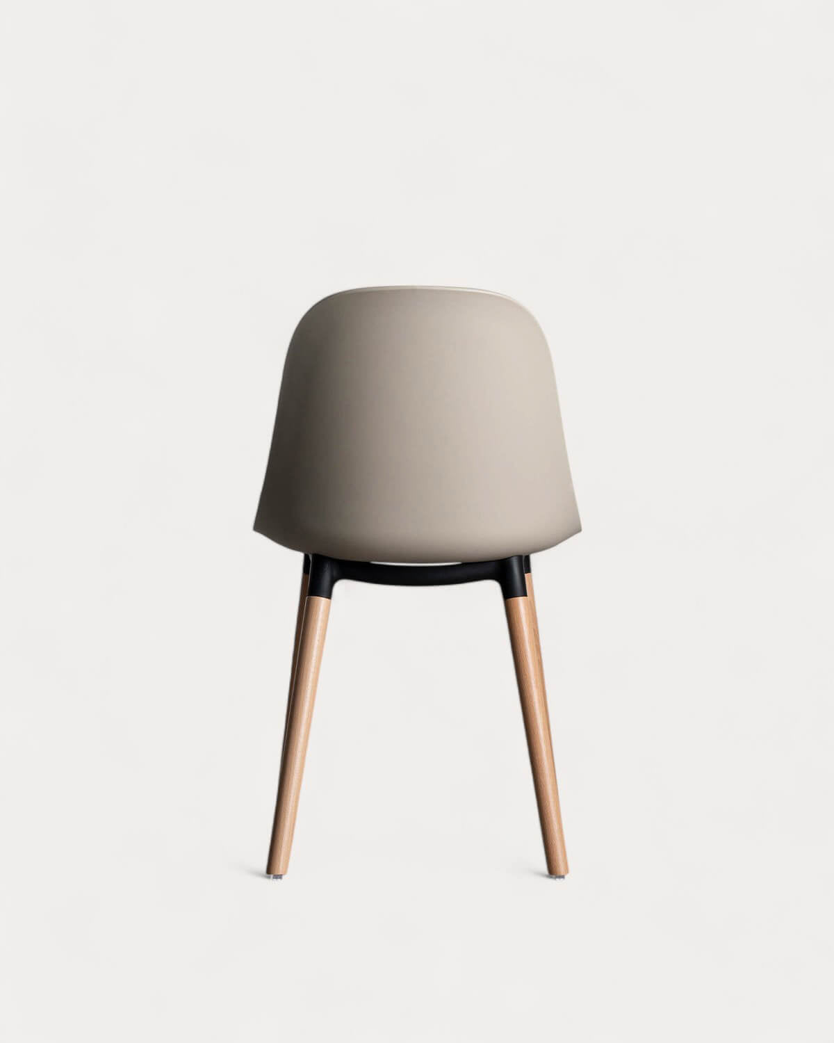 Reine outdoor chair in polypropylene and wood