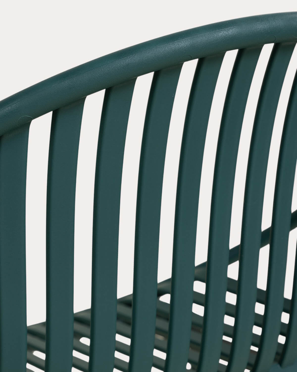 Anier polypropylene and metal outdoor chair