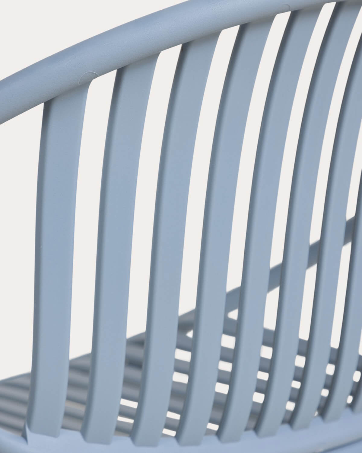 Anier polypropylene and metal outdoor chair