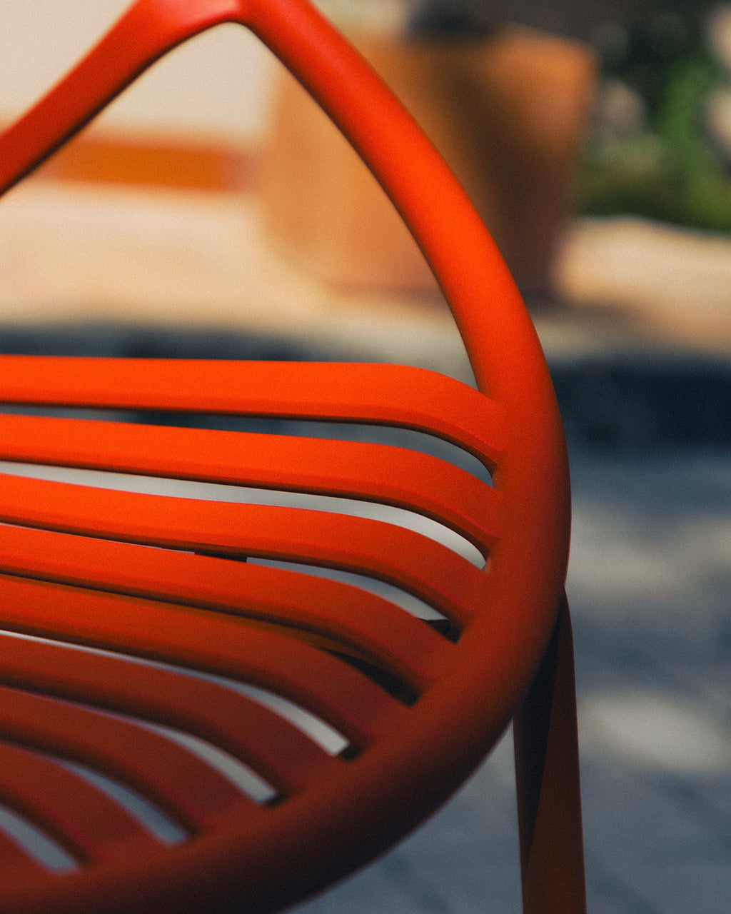 Anier polypropylene and metal outdoor chair