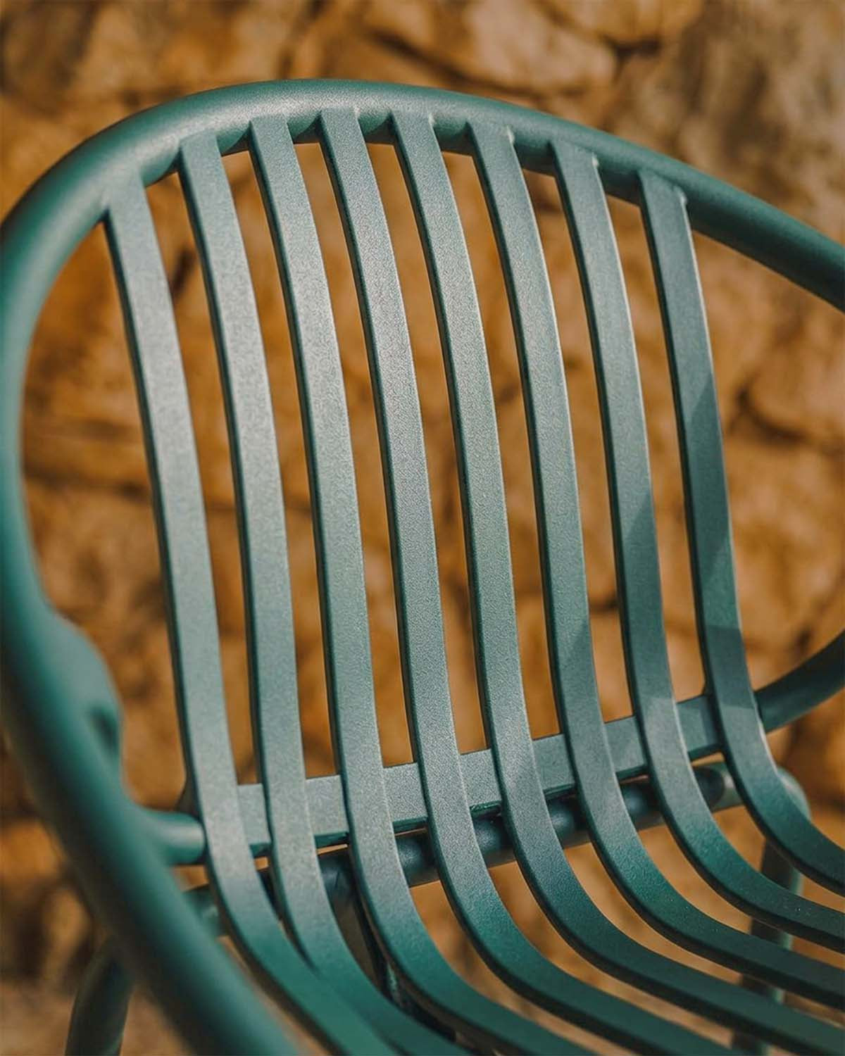 Anier polypropylene and metal outdoor chair