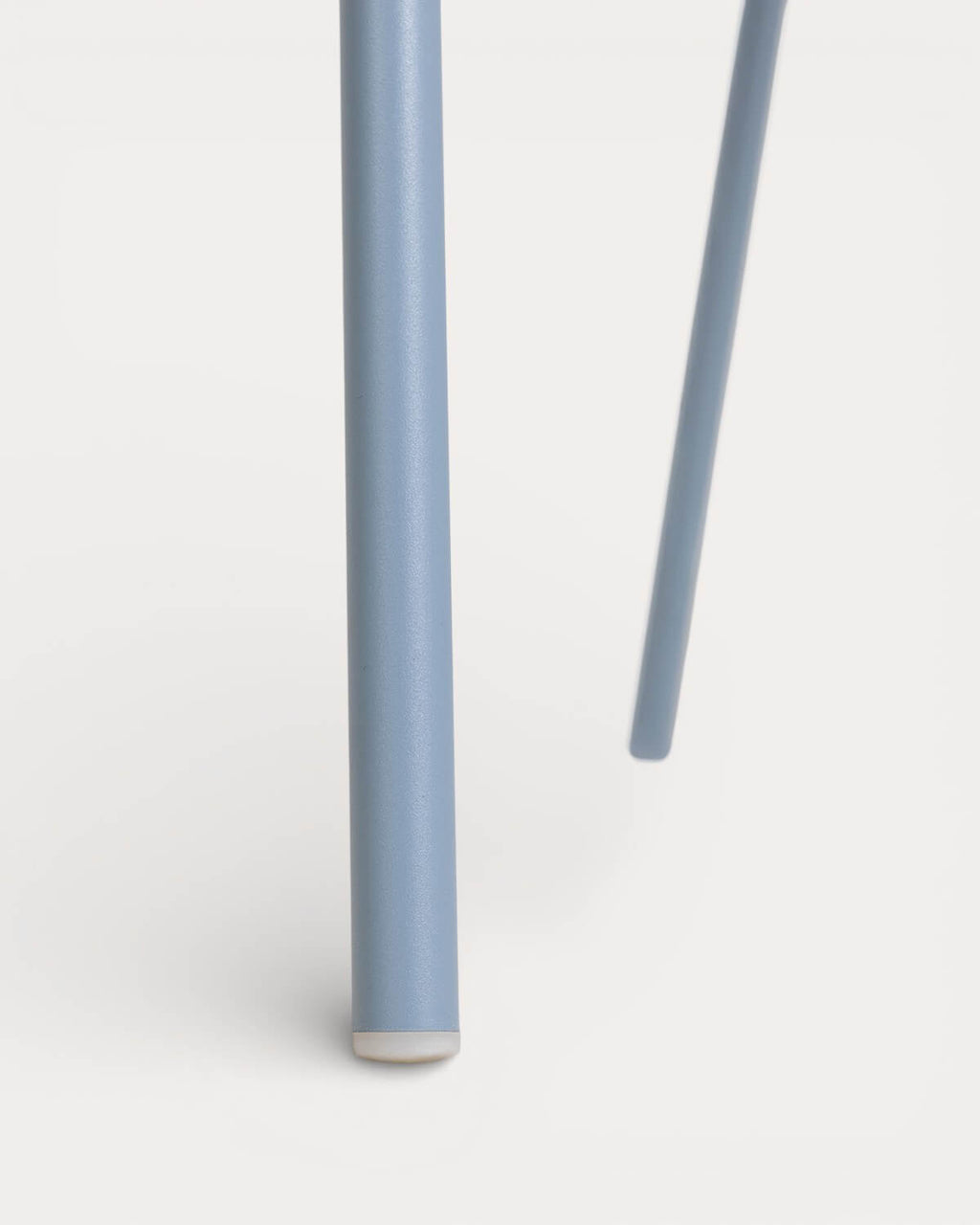 Anier polypropylene and metal outdoor chair