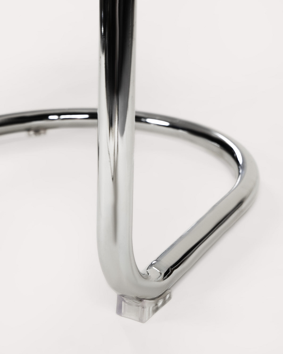 Aryo Metal Dining Chair