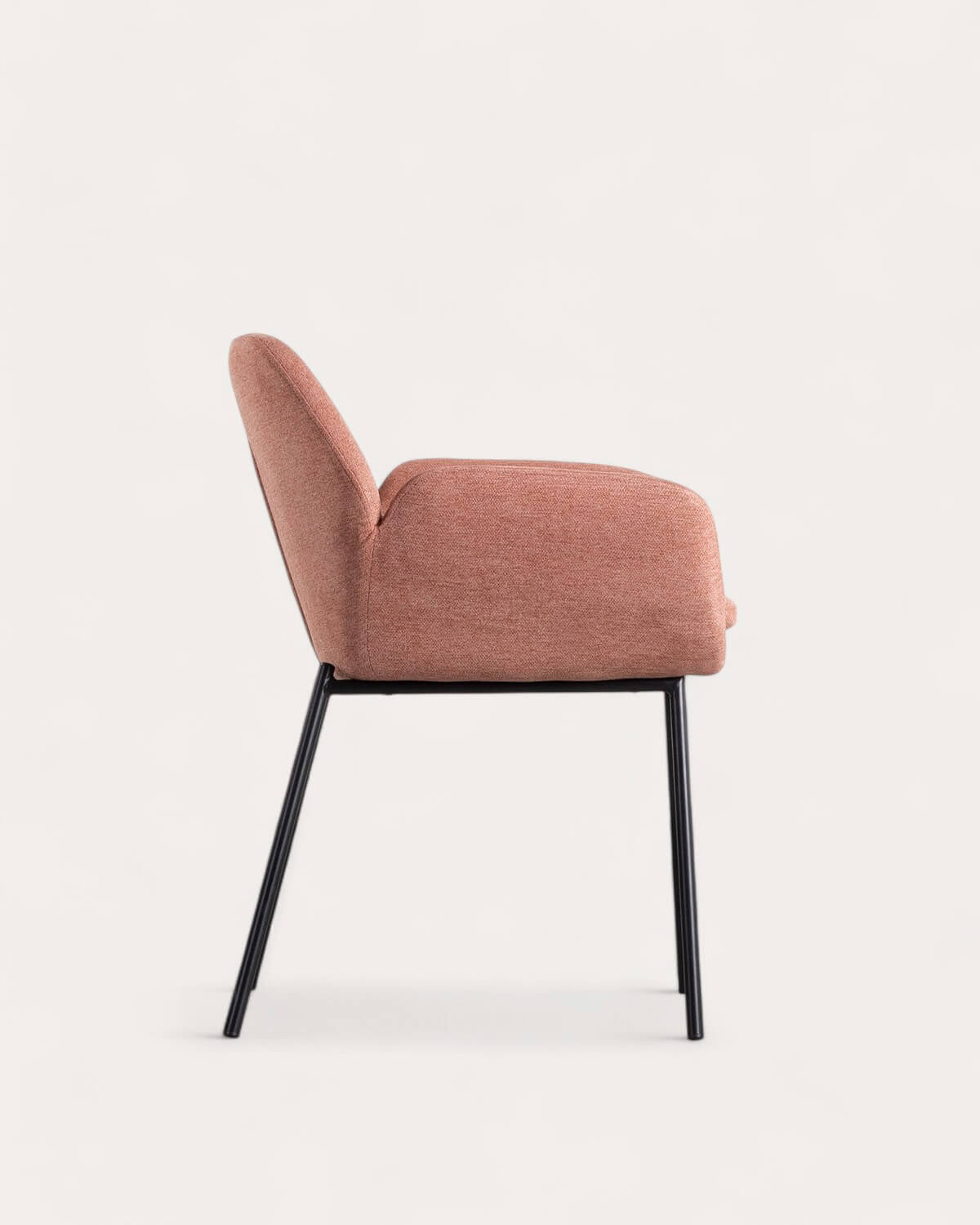 Metal dining chair with armrests and Eider fabric