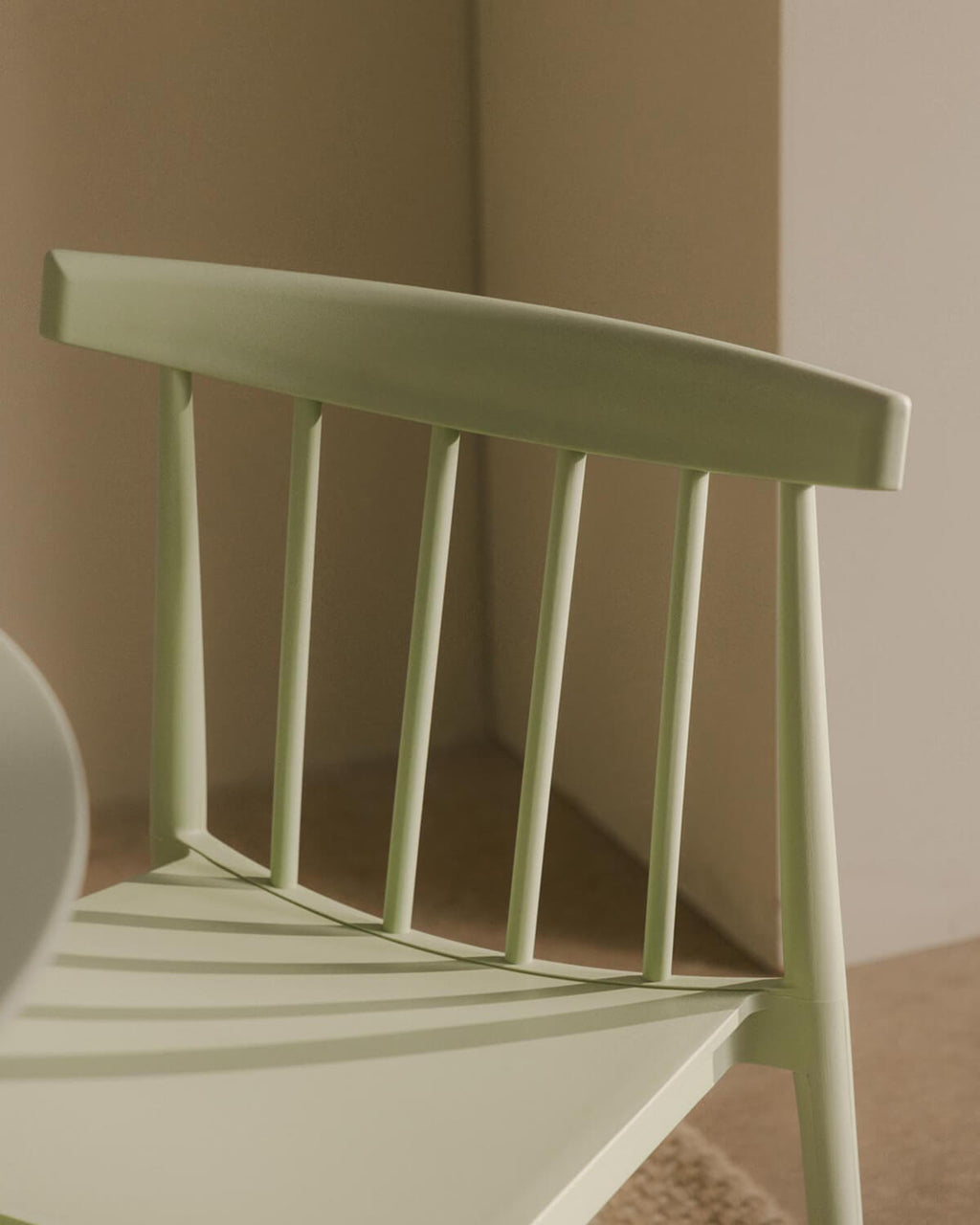 Sunty polypropylene dining chair