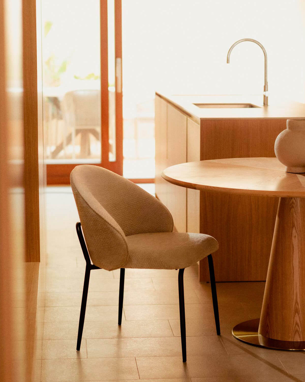 Emna fabric and metal dining chair