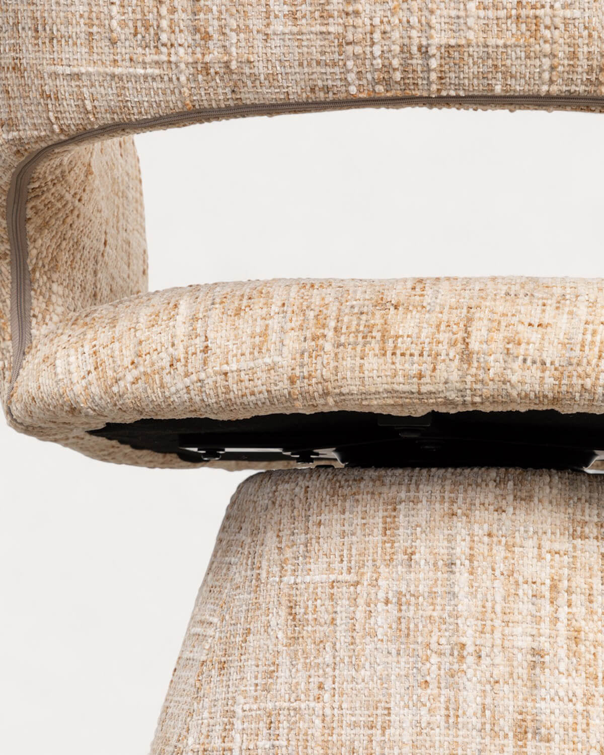 Newen fabric and metal dining chair
