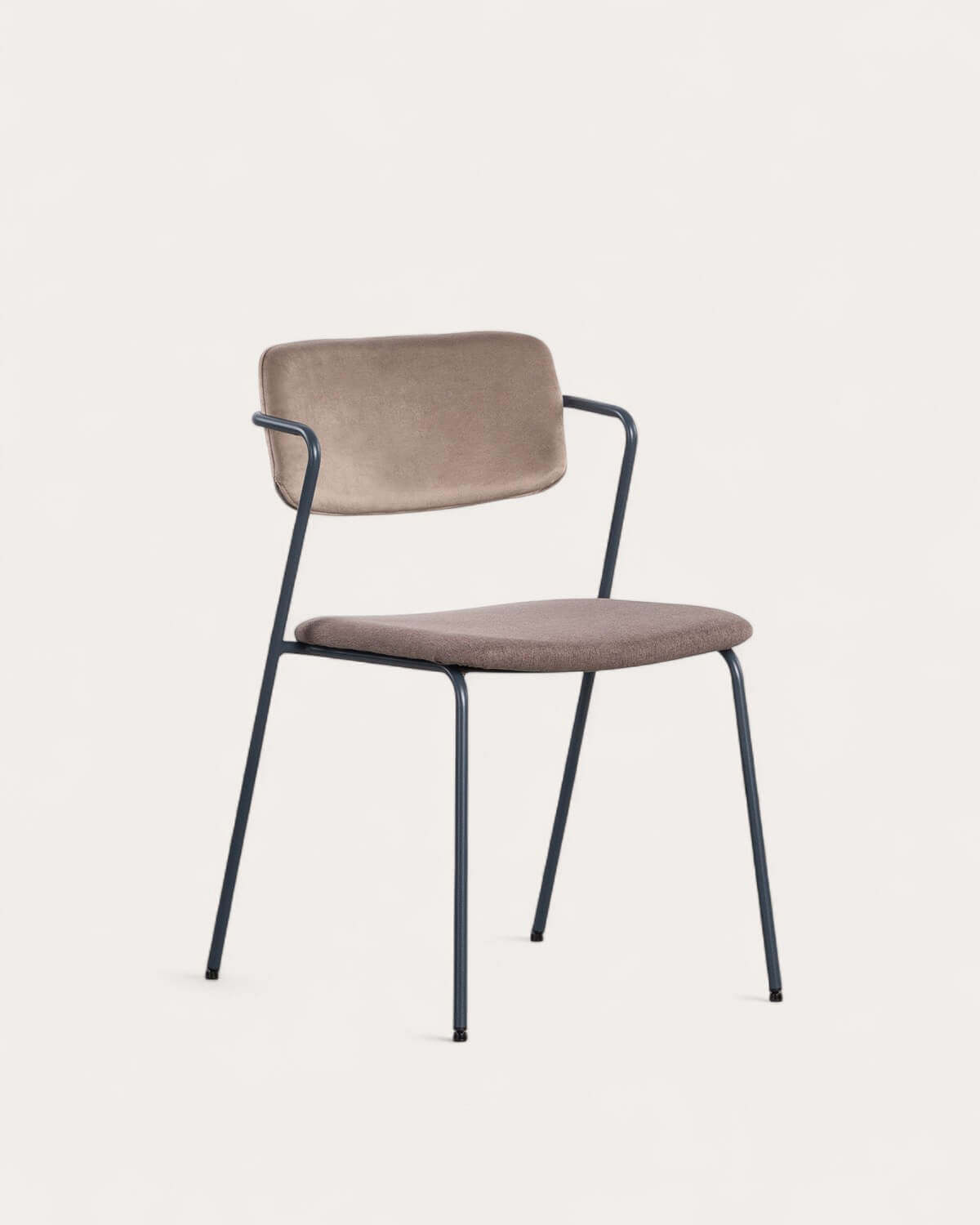 Dining room chair in velvet and Irun fabric