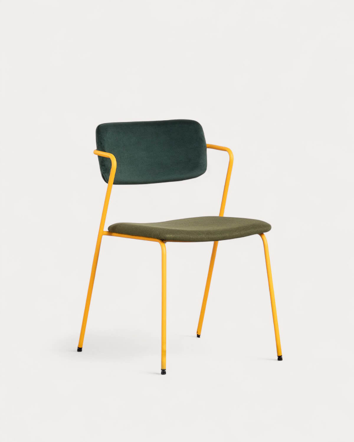 Dining room chair in velvet and Irun fabric
