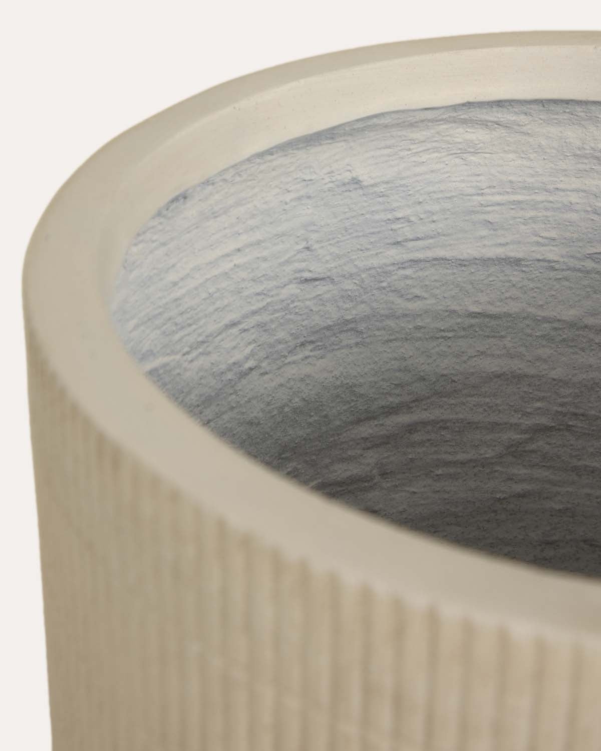 Set of 2 Potos high cement planters