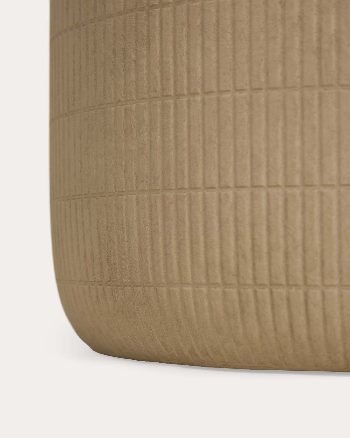 Set of 2 Potos low cement planters