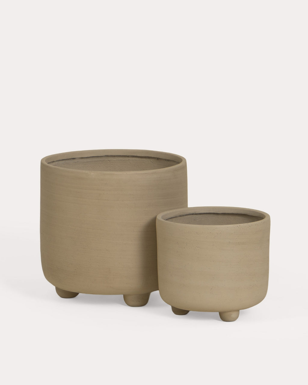 Set of 2 Petunia cement planters