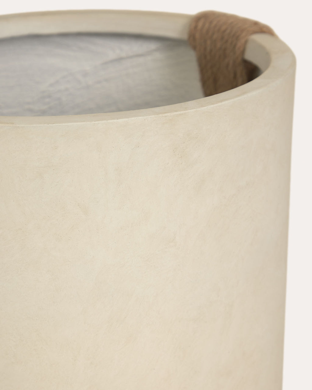 Set of 2 Fitonia tall cement plant pots