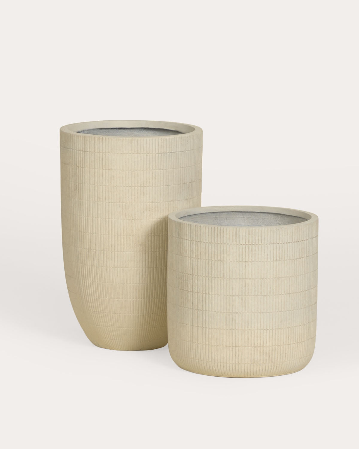 Set of 2 Potos cement planters