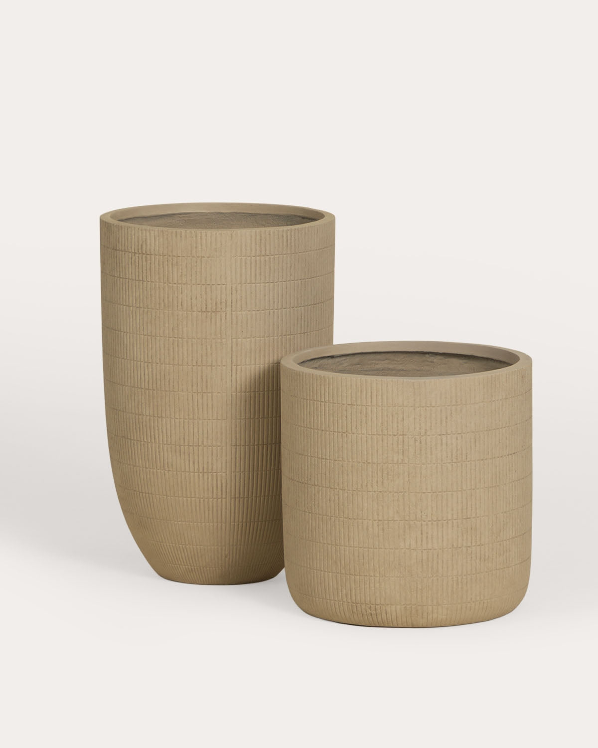 Set of 2 Potos cement planters