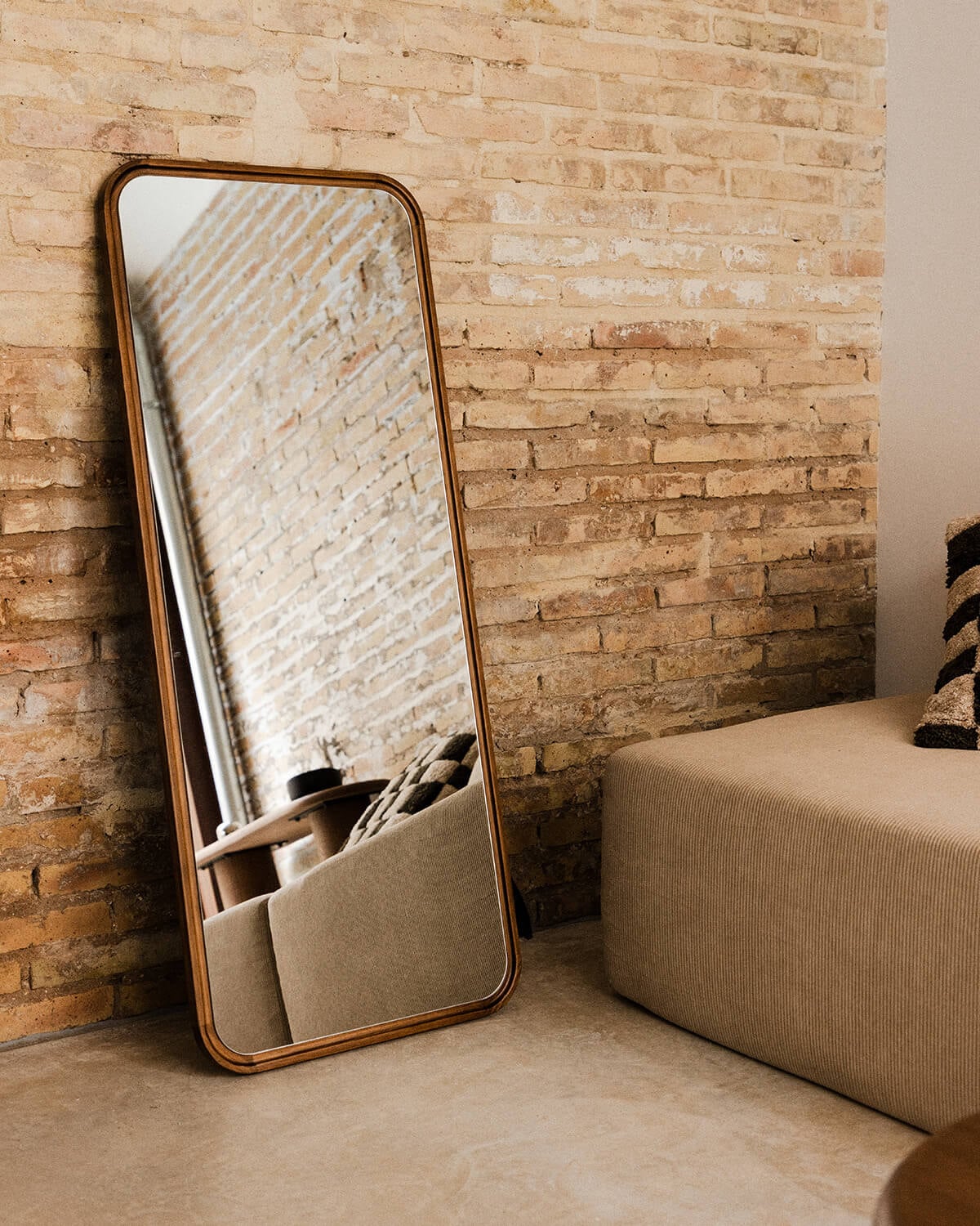 Rectangular wall mirror 122x51 cm in Eimar pine wood