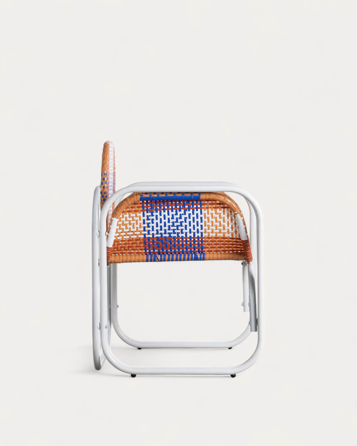 Armchair with armrests in aluminum and synthetic rattan Emba Studio
