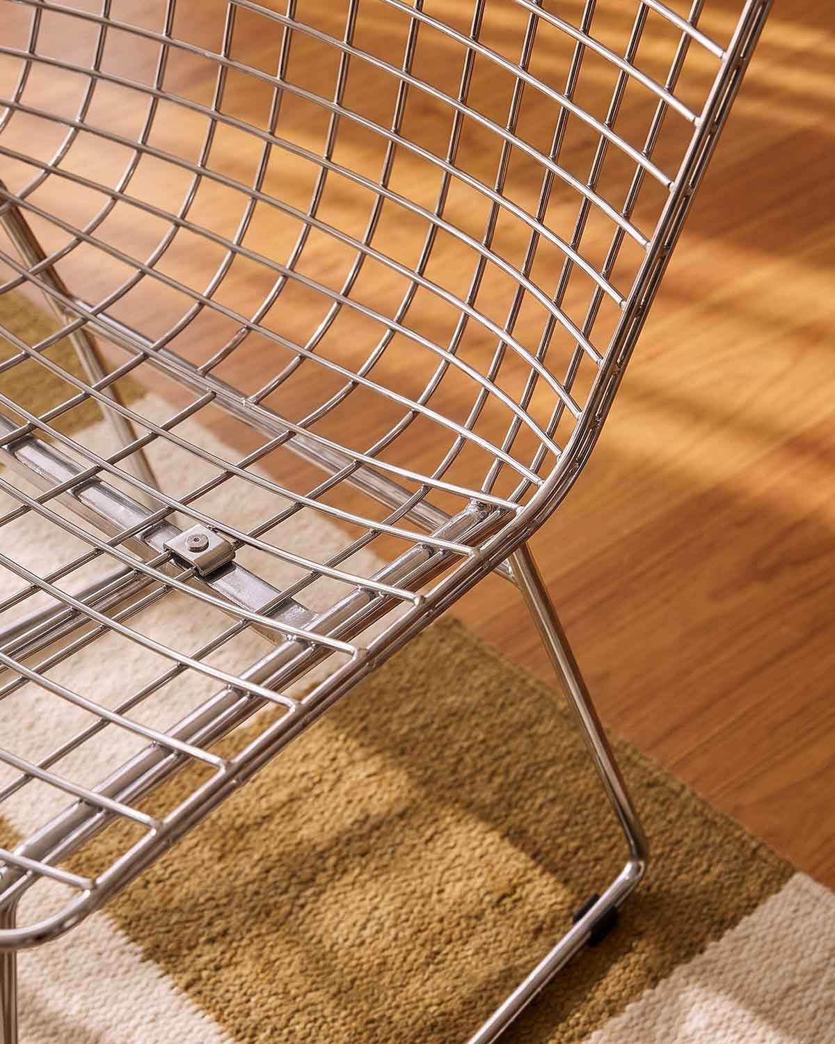 Aras metal armchair