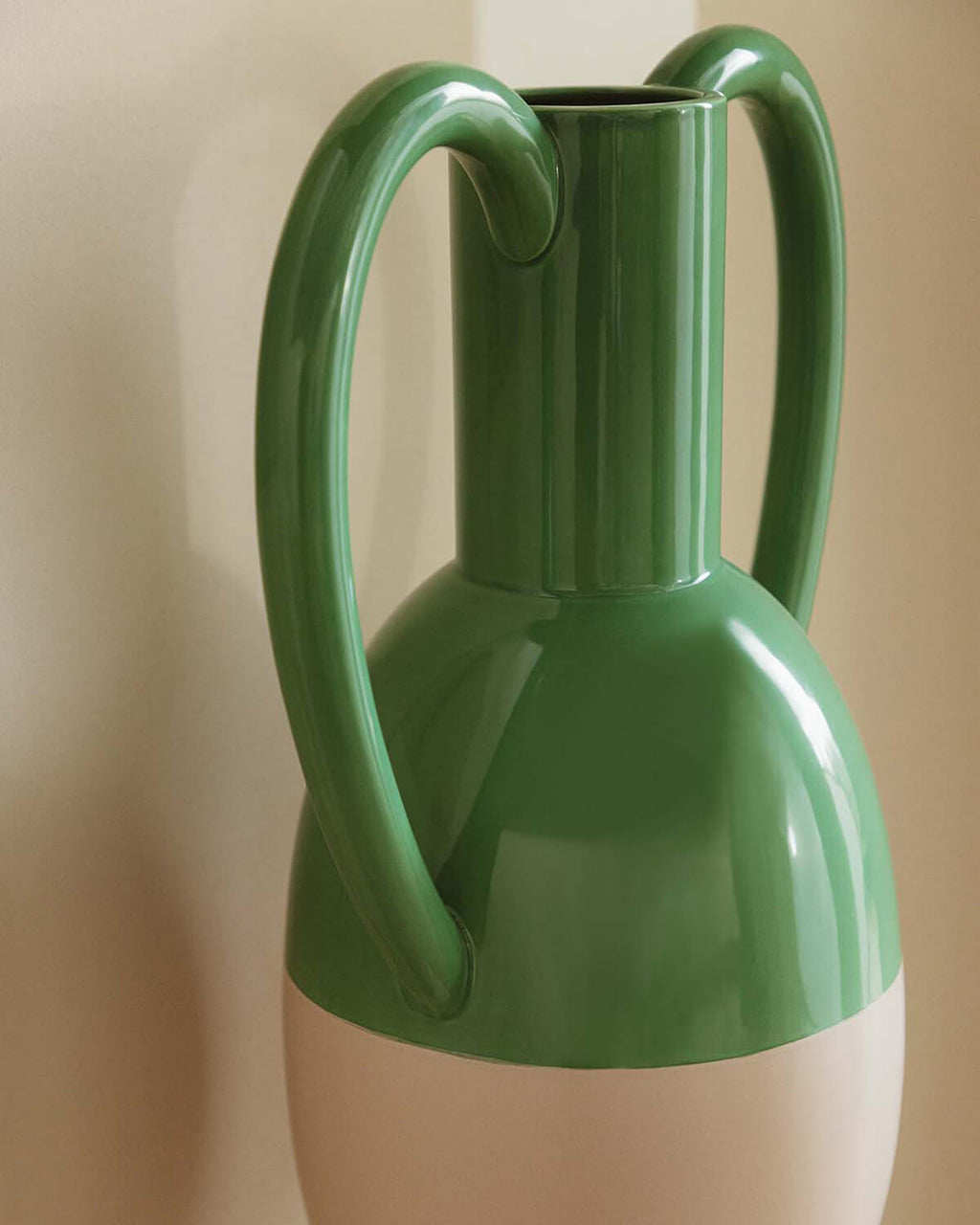 Large XL dolomite vase Mig Peral