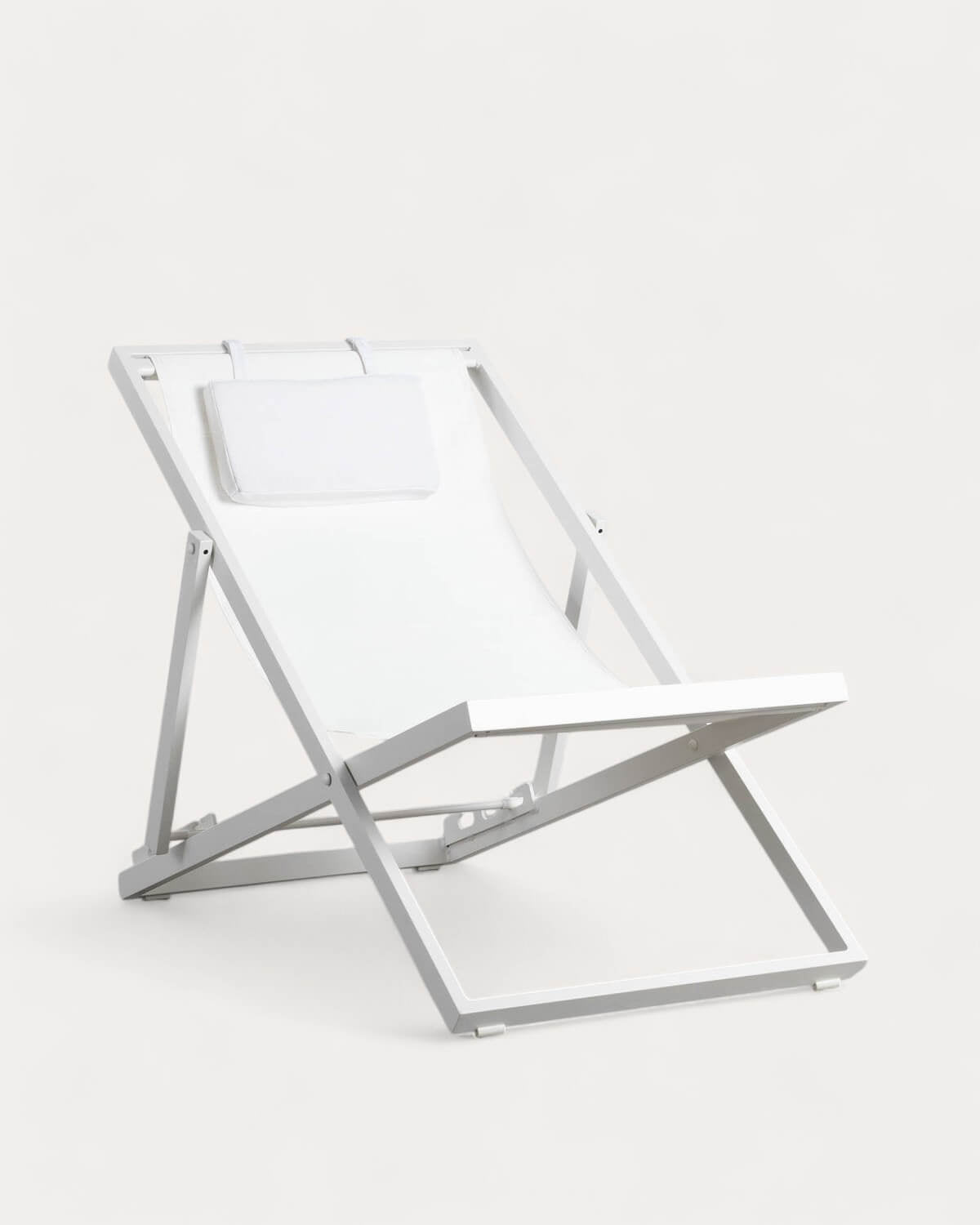 Rilas reclining aluminum lounge chair