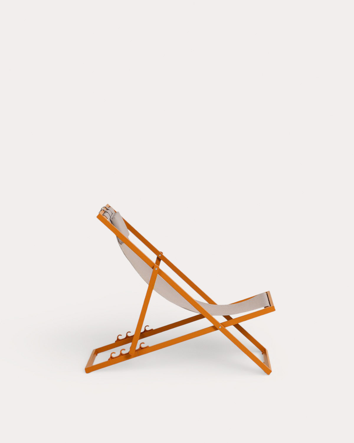 Rilas reclining aluminum lounge chair