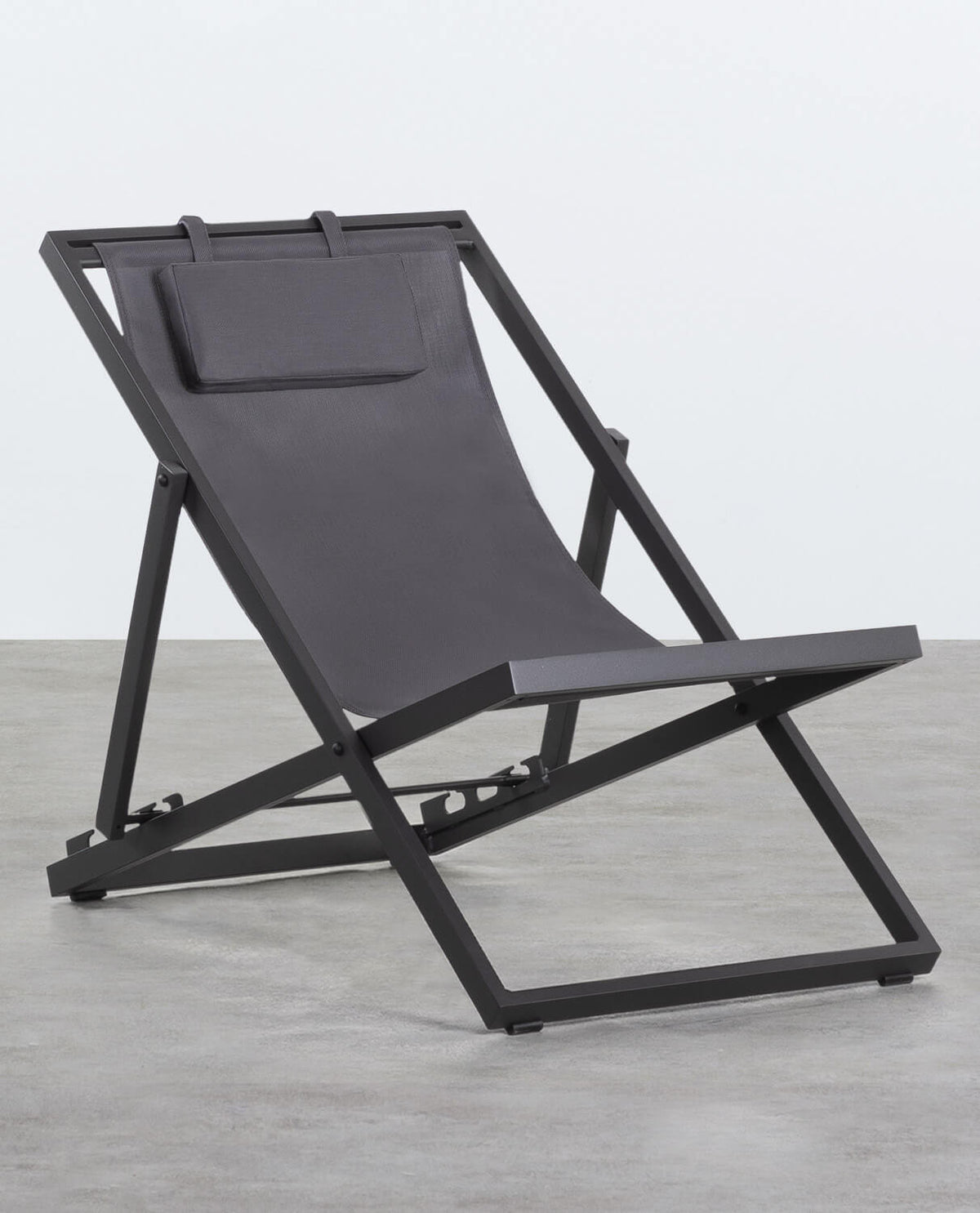 Rilas reclining aluminum lounge chair