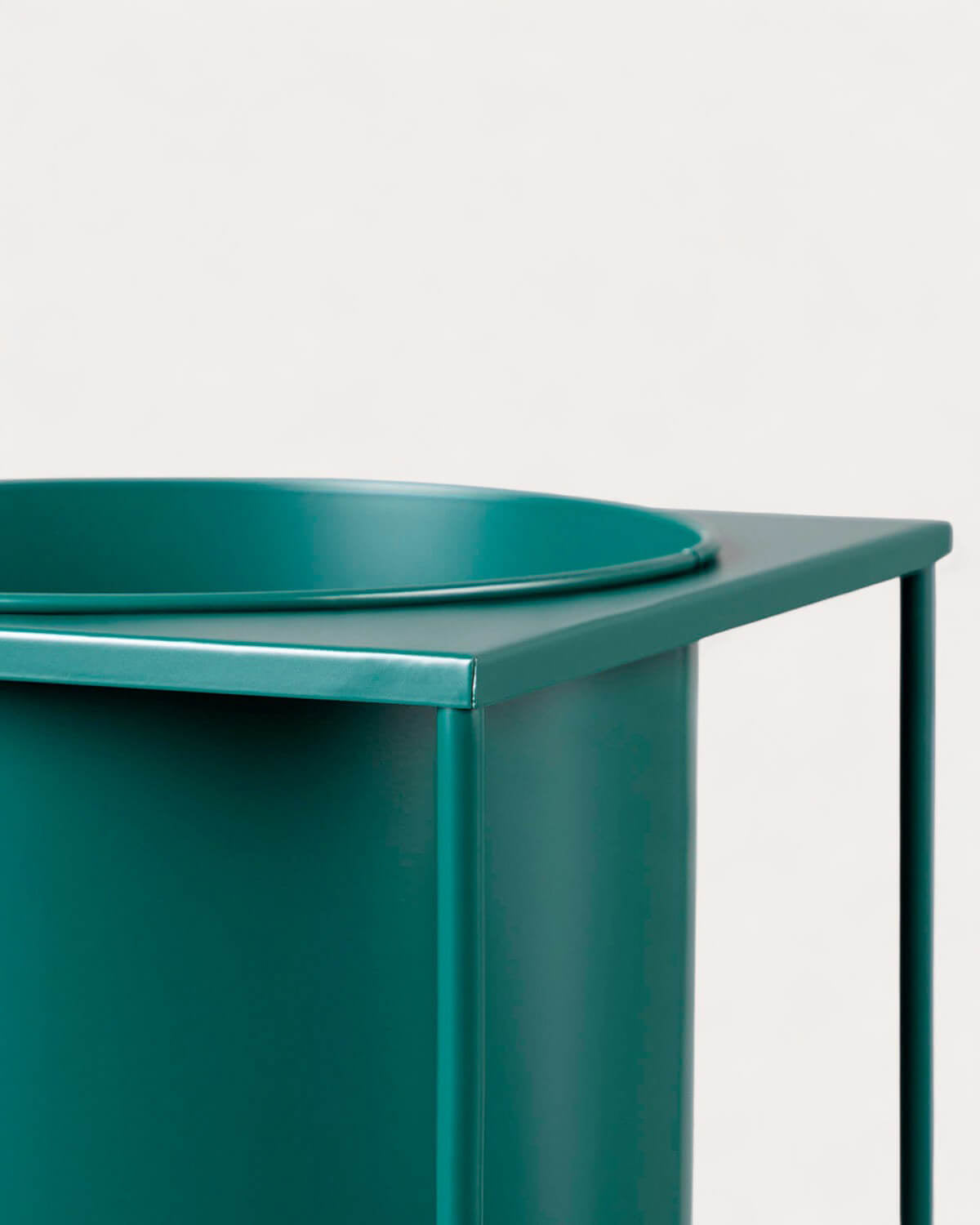 Set of 3 Cosme round metal planters