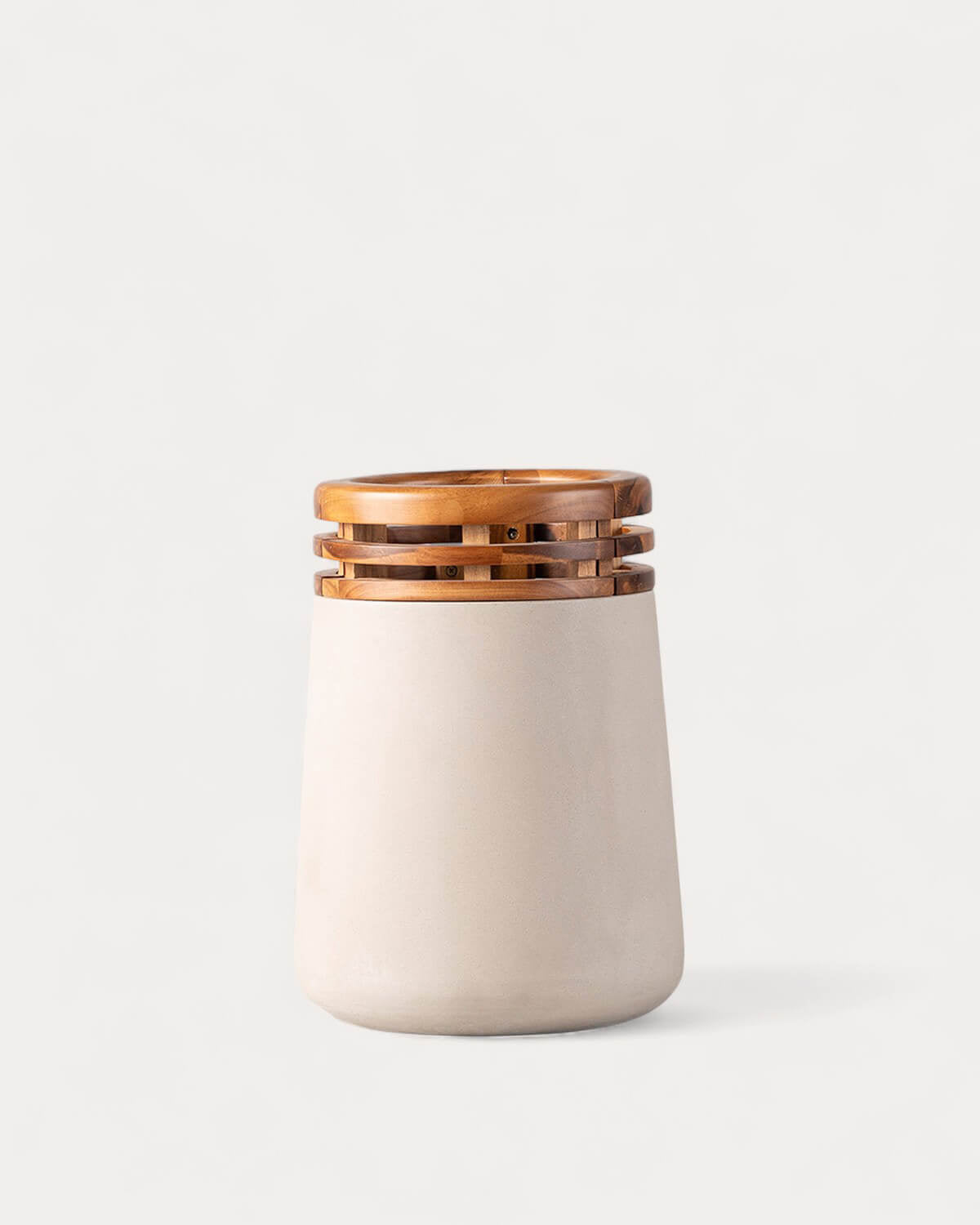 Planter 43xØ31 cm in concrete and acacia wood M Hazan