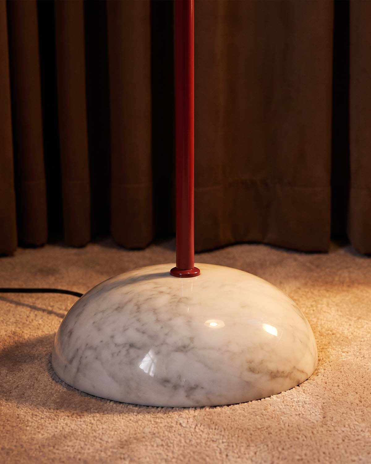 Nesy marble and metal floor lamp