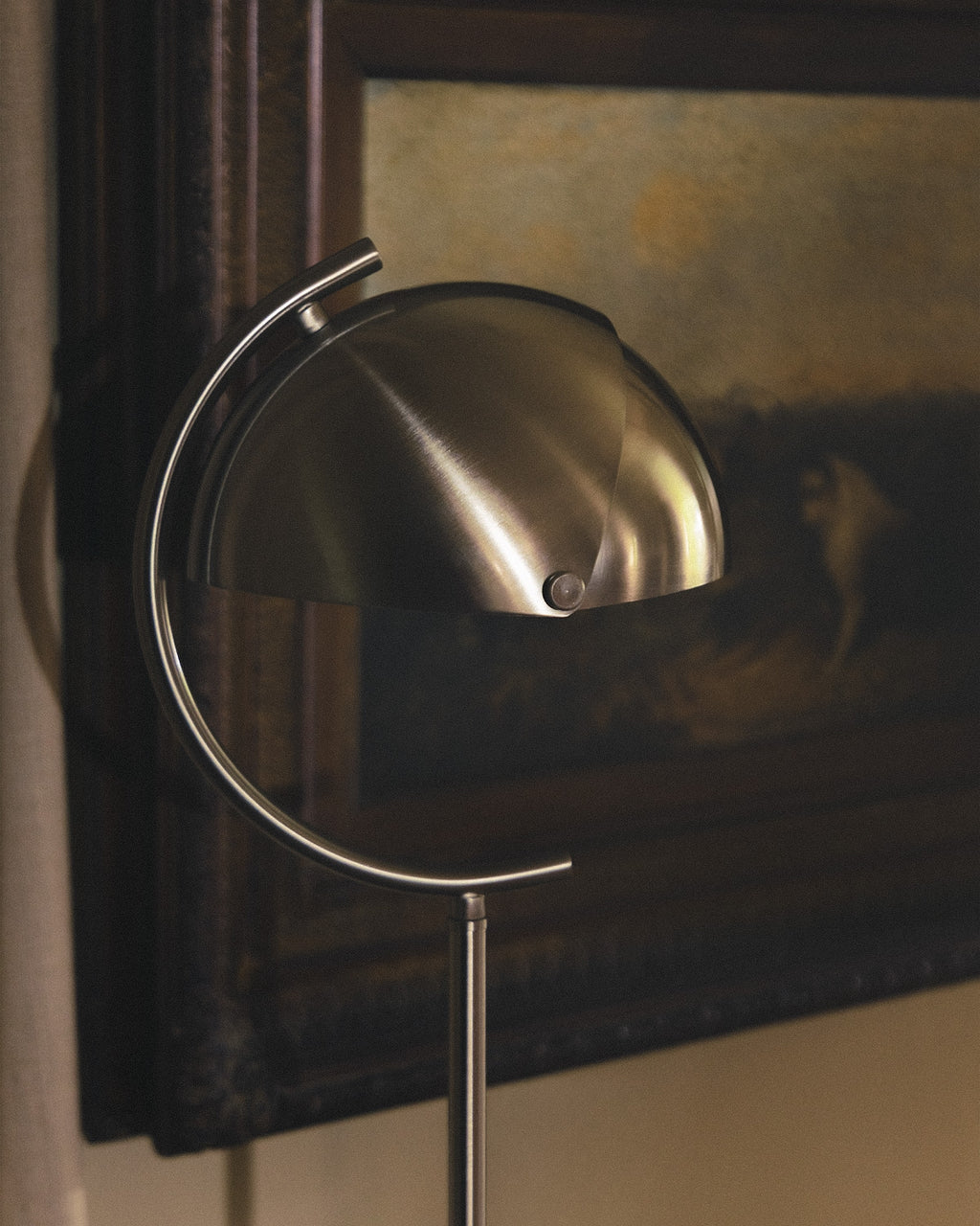 Amun metal floor lamp