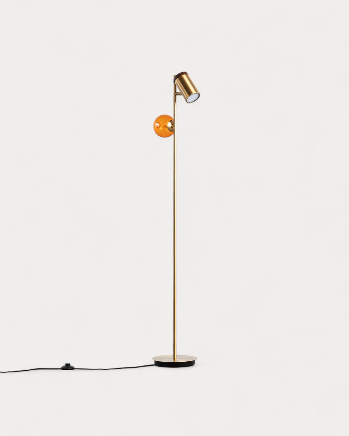 Caira metal floor lamp